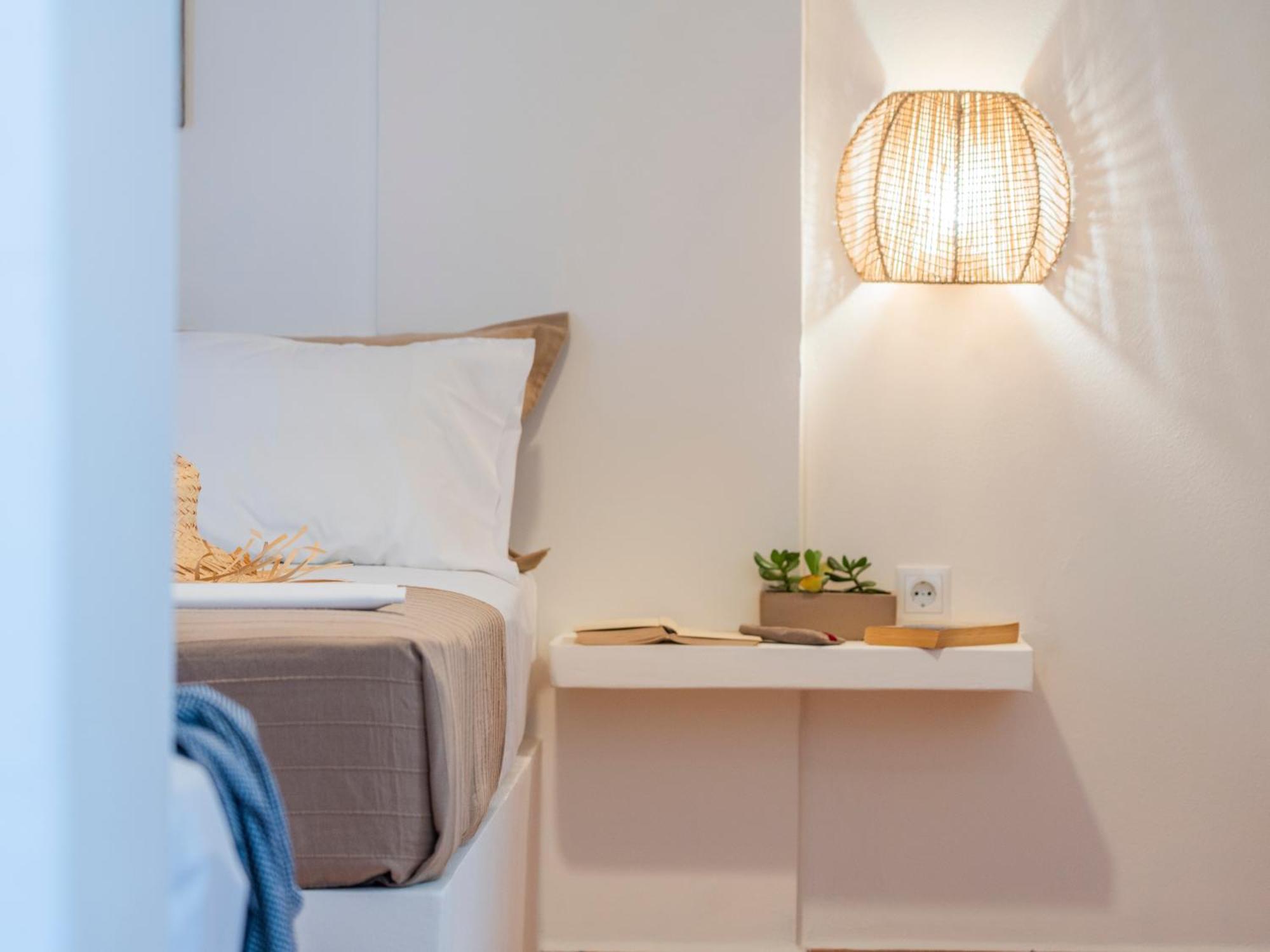 Ligaries Apart otel Kini Dış mekan fotoğraf